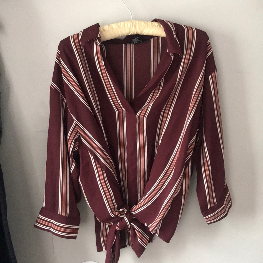 Perfect fall stripped tie blouse
